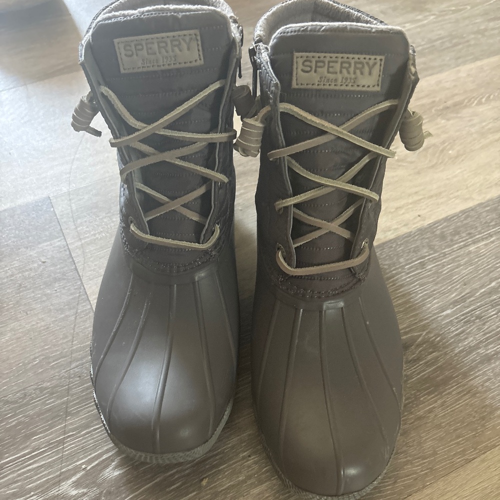 Women Sperry Rainboots